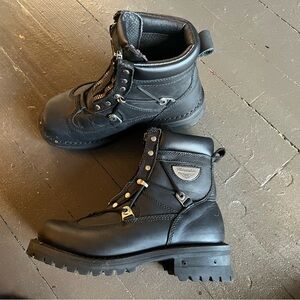 Kids Milwaukee black leather combat/motercycle boots size 7C